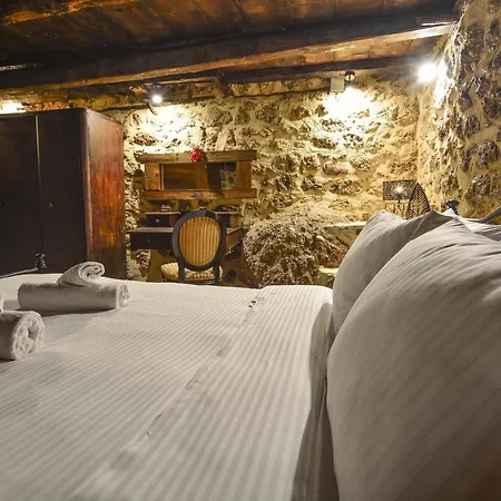 Villa νικόλ Ano Trikala
